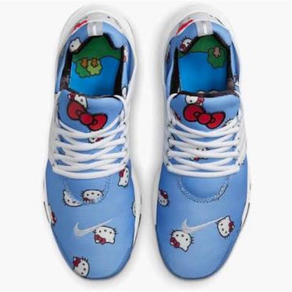 Nike HELLO KITTY X AIR PRESTO
'UNIVERSITY BLUE'  Blue Hello Kitty Sneakers - Picture 9 of 9